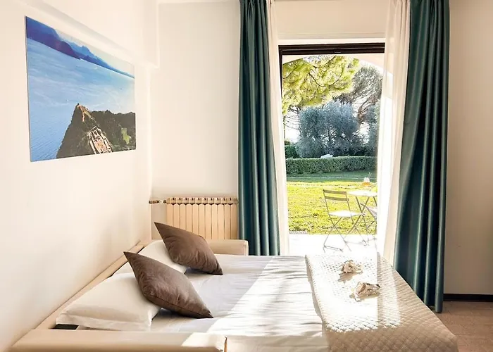 Moniga Aparthotel