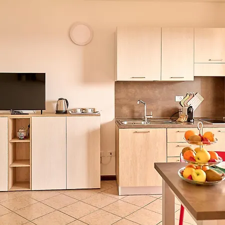 Aparthotel Moniga 3*